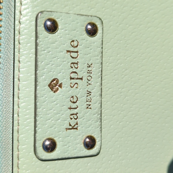 Kate Spade Mint Continental Zip Around Wallet CALLOUTS - Picture 2 of 15